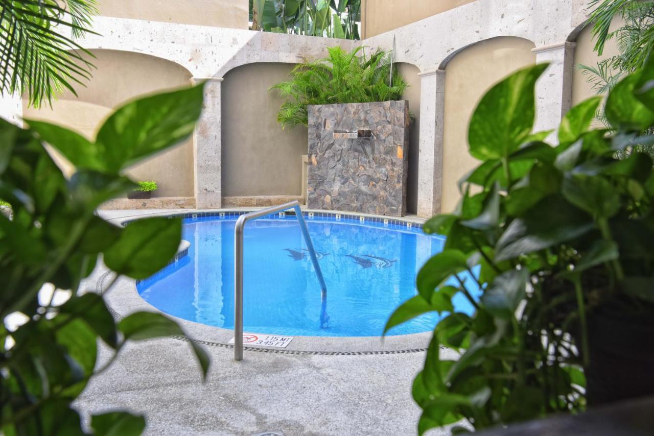 Hotel Eloisa Puerto Vallarta Exterior photo